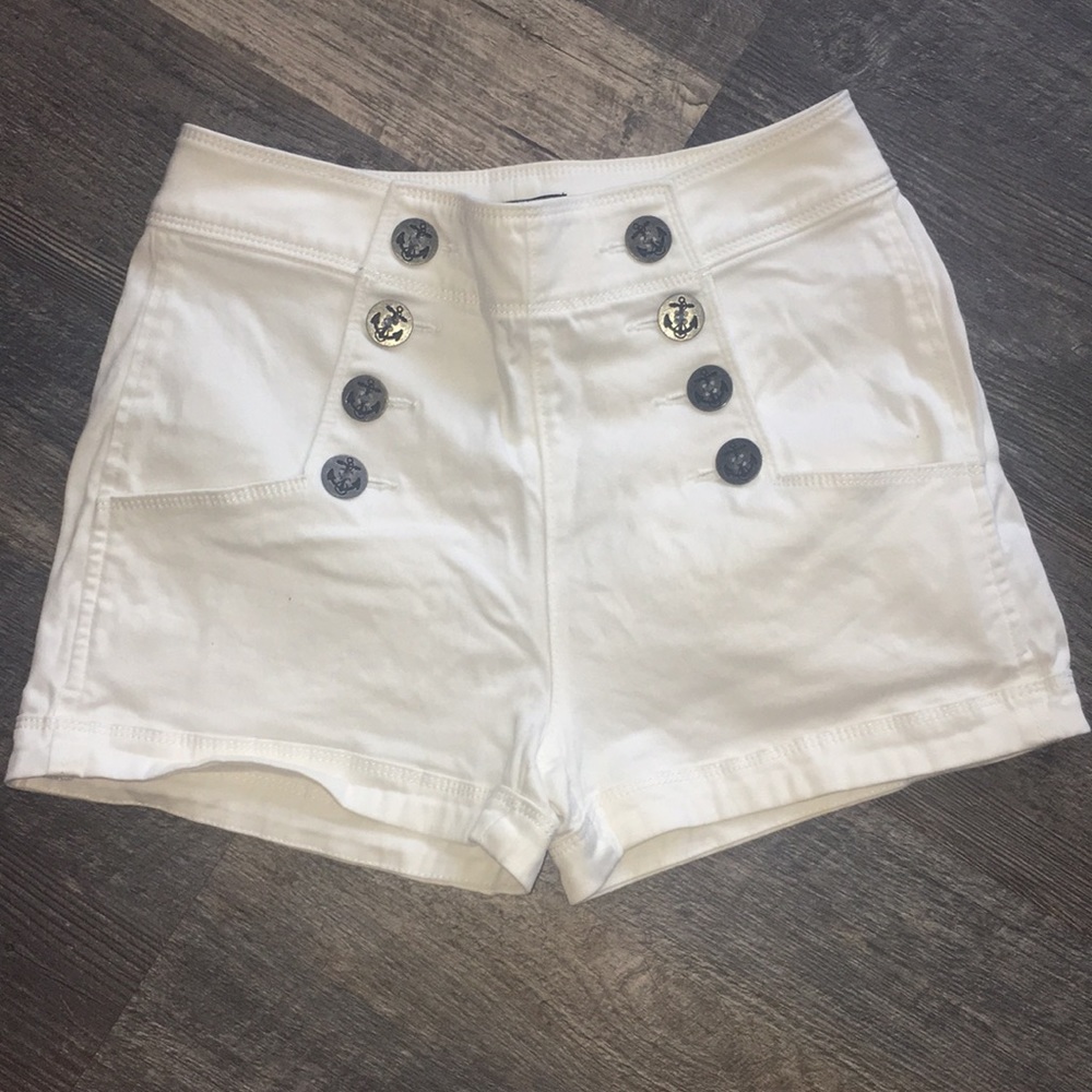 Women’s express shorts